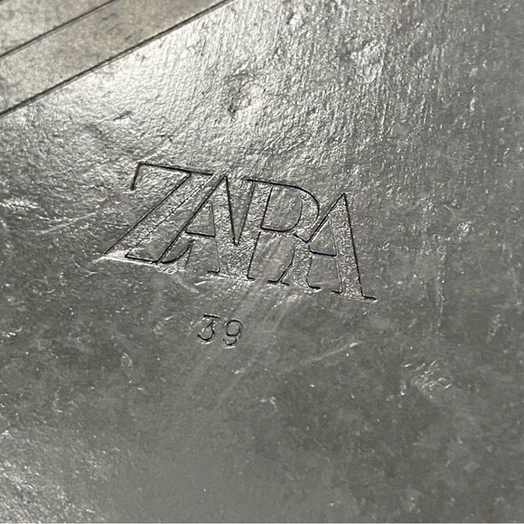 Zara Thong Sandals, Brown, Size 8 - Picture 6 of 11